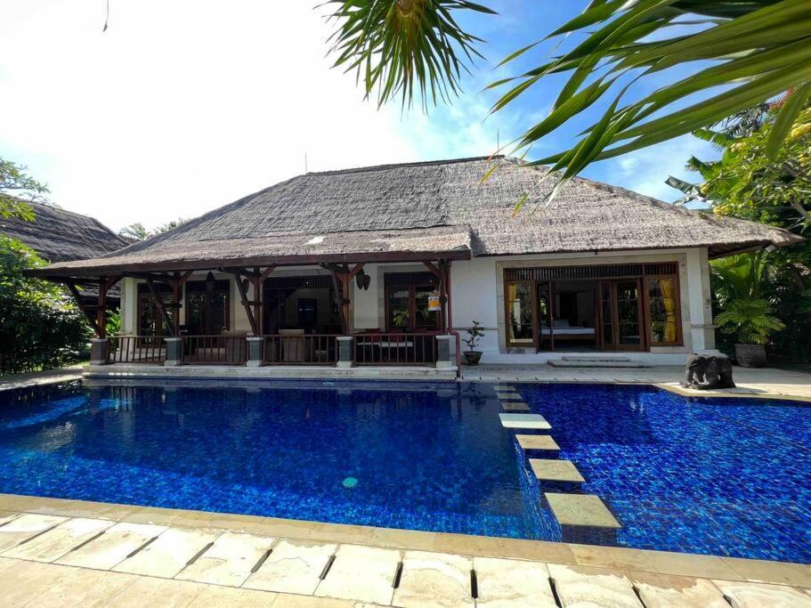 Bali Berg Villa, Sanur المظهر الخارجي الصورة