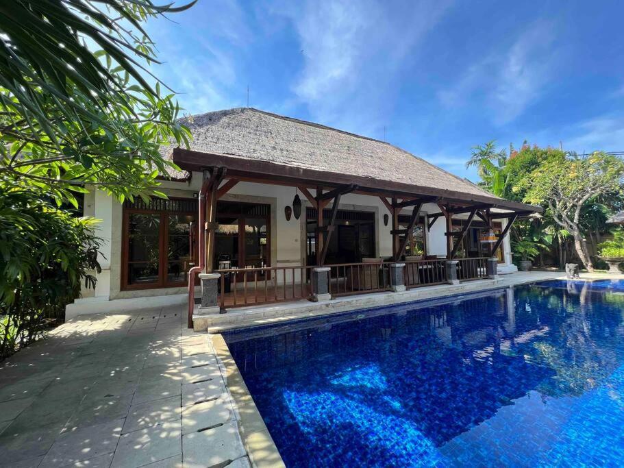 Bali Berg Villa, Sanur المظهر الخارجي الصورة